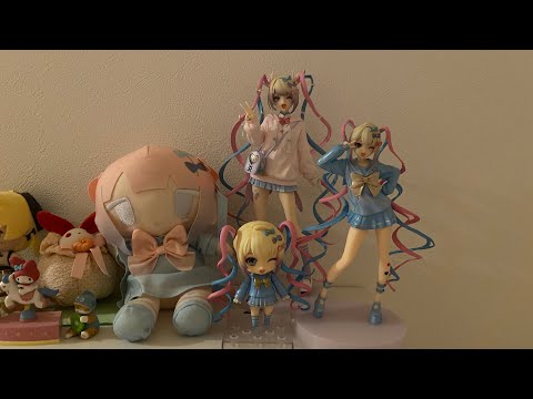 KAngel figure asmr (tapping, scratching, no talking)