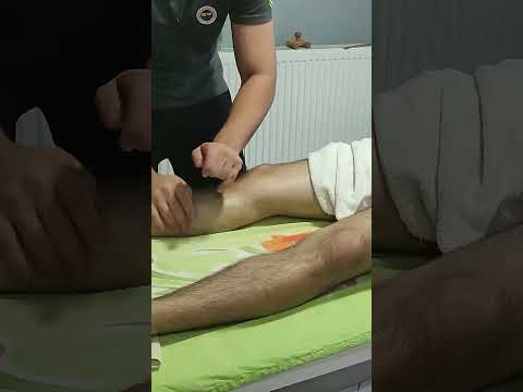 VERY RELAXING QUADRICEPS STRESS RELIEF MASSAGE #satisfying #relaxing #asmr #shorts #massage