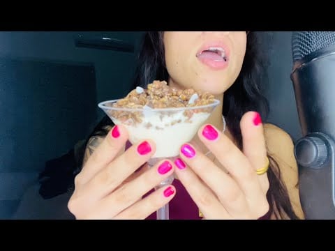 ASMR con yogurt 