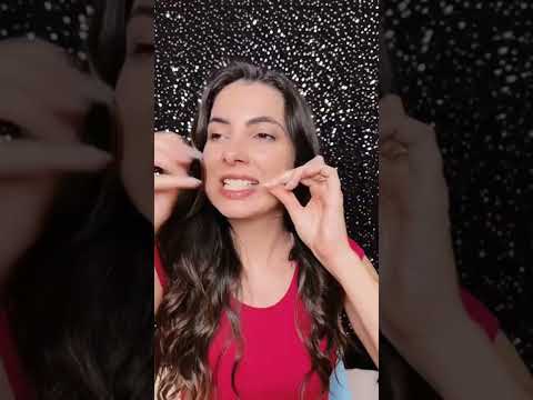 CONSERTANDO VOCÊ • ASMR • Sweet Carol #shorts