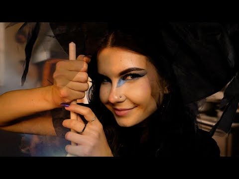 ASMR • CZAROWNICA DOPRAWIA CIĘ I ZJADA 😈🧙🏻‍♀️ (roleplay Halloween) nałożone dźwięki, kominek, bulgot