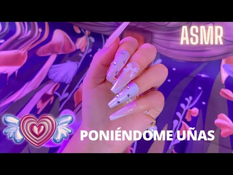 Poniéndome uñas 🩷 | Tapping | Susurros relajantes | Andrea ASMR 🦋