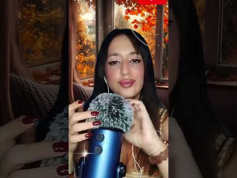 ASMR KISSES 💋➡️ YT: VIDA BELLA ASMR #asmr #vidabellaasmr #asmrmouthsounds #asmrkisses #asmrsounds