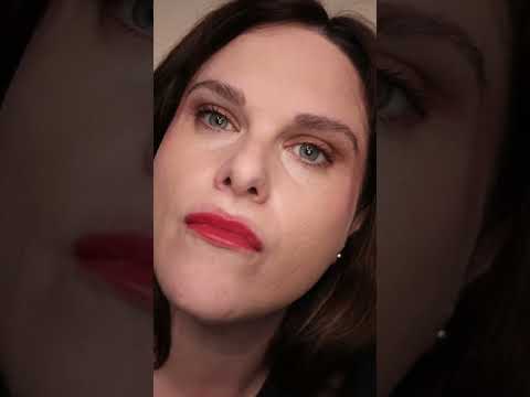 ASMR Brow Shaping