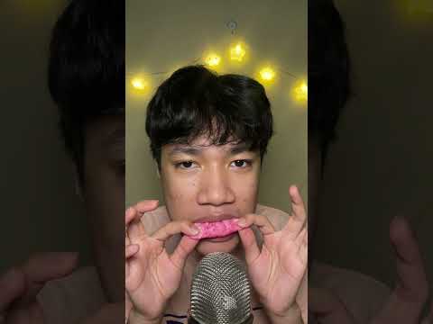 ASMR Eating Marshmallow 🍓 #asmr #mouthsounds #asmrvideo #asmrshorts #shorts