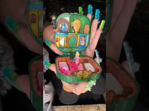 ASMR with the new Wicked Polly Pocket💚✨💖 pt 3 #pollypocket #asmrtoys #bestlifebybrooke #wicked