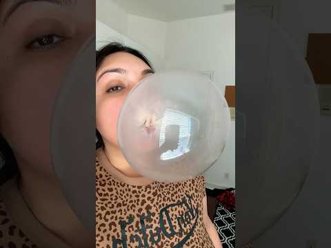 BUBBLE GUM ASMR | blowing bubble gum popping sounds #asmr