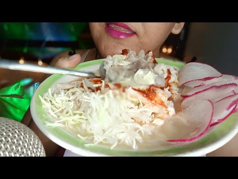 ASMR Comiendo Pozole con patita de cerdo 🐷