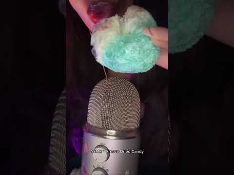 ASMR~ Crunchy Gummy #freezedriedcandy #crunchy #eatingsounds #shorts #asmr #mukbang