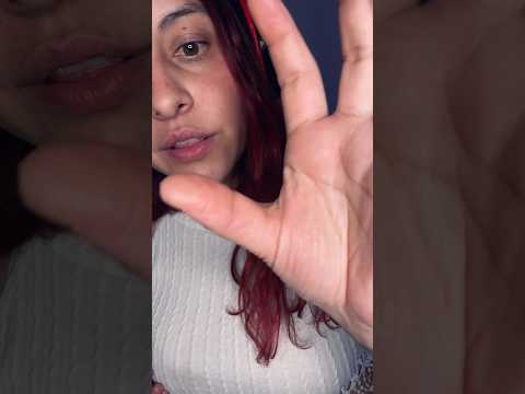 Rasco tu espadita ♥️ #asmr #scratching #tingles #visualtingle #asmrcommunity #mouthwhisper #relax