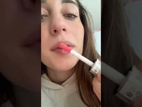ASMR Lips Need Some Gloss #asmrclaudy #asmrlips #asmr