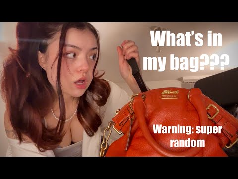 ASMR what’s in my bag except it doesn’t make sense | lofi random triggers