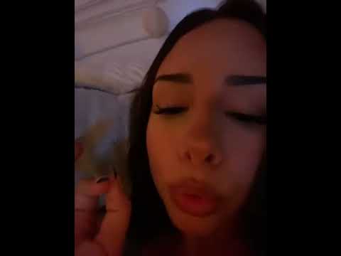 quick low effort pluck session #asmr #pluckingasmr #lowqualityasmr #sleepy #asmrvideo