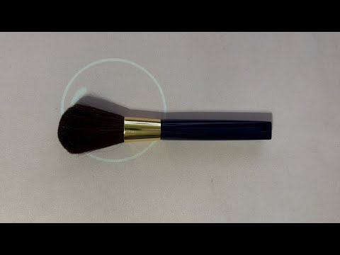 ASMR Tapping On A Makeup Brush