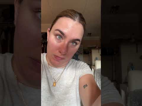 #asmr clipping your hair with invisible pins