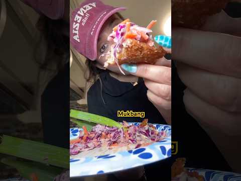 Mukbang Chicken Cutlets Slaw and Dip #shorts #mukbang #eatingvideos #chicken