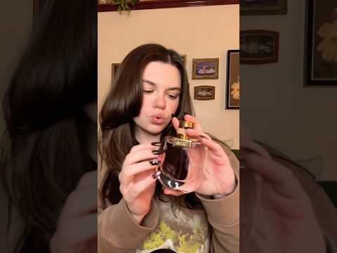 ASMR Bottle tapping-one of my favorites ✨🤤#asmr #relax #asmrvideos #tingles #relaxing #asmrtapping