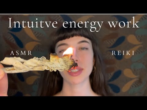 ASMR Reiki ~ Plucking | Fluffing | Relaxing | Hand Movements | Sleep inducing | Energy healing