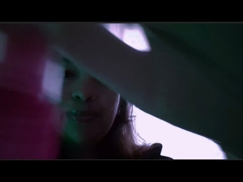 ASMR Massagem na nuca, pescoço e ombros depois de um dia estressante e tenso 🌷🌿 Com luvas e óleo