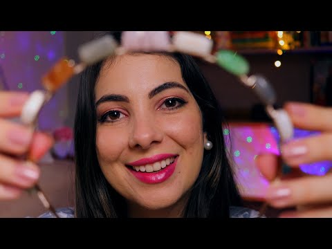 ASMR CASEIRINHO: COLOCANDO ENFEITES NO SEU CABELO