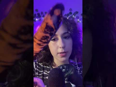 ASMR fixing your tingly immunity 💆🏻‍♀️🎀 #asmr #tingles #sleepaid #oddlysatisfying