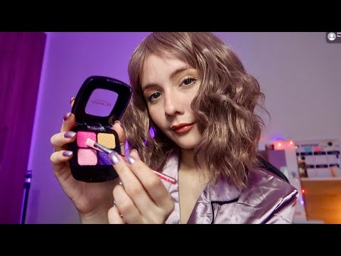 ASMR- TE MAQUIANDO COM MAQUIAGENS DE MENTIRA ✨