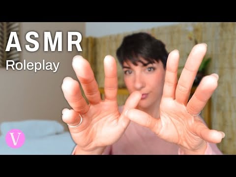 ASMR Español - Roleplay FISIOTERAPIA - Te doy masaje en tu espalda