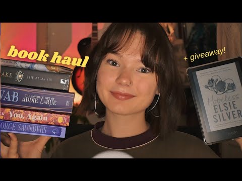 ASMR cozy fall book haul + giveaway! 🎃🍁