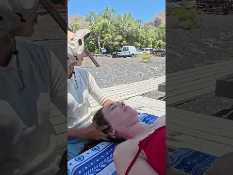 ¿Te harías un masaje de cabeza como este? 💆‍♀️✨ #massage #masajesrelajantes #travel #asmr #short