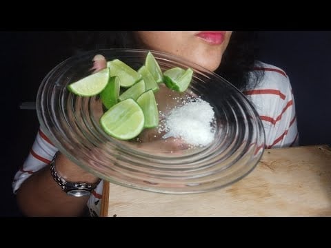 ASMR Comiendo limón 🍋 con azúcar
