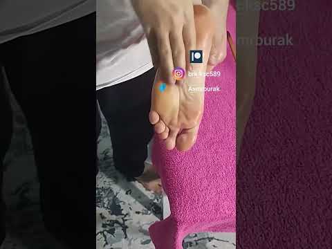 WATCH THE MASSAGE THAT PROVIDES RELAXATION TO YOUR FEET #satisfying #relaxing #asmr #shorts #massage