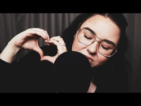 ASMR SÄGER ERA NAMN ♥ (med hand movements, brushing etc.)