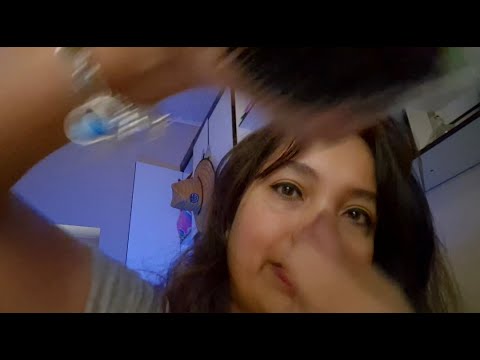 ASMR Colocando bobs com velcro no seu cabelo: cremes, sons de mãos, fala suave, sons de velcro 🌙⭐️