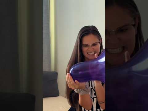 The Huge Neck! 😮🎈 #asmr #balloon #blowingup #poppballons #funny