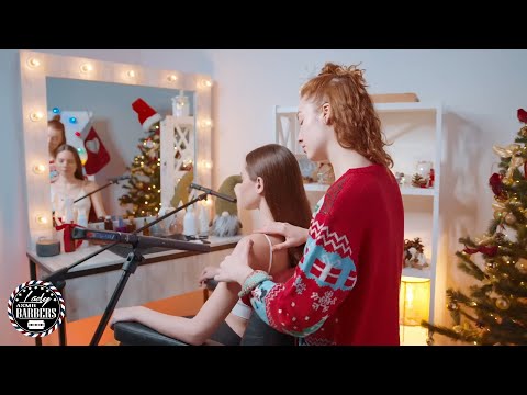 Gentle ASMR Scalp Massage by Barber Lady Angelica for Skinny Girls
