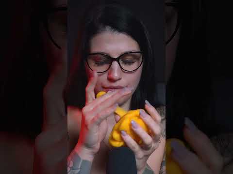 Liebs🤫 #asmr #taste #feel #girl #fyp #explorepage #viral #reel #goviral