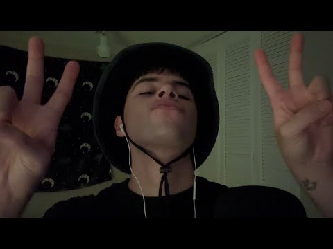 ASMR face painting and mouth sounds en Español