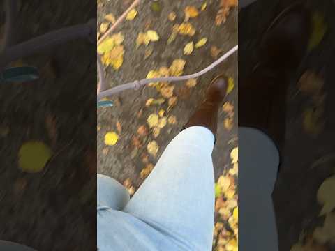 ASMR mit heller Hose und Gürtel. 😍