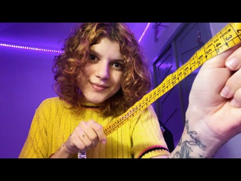 ASMR || COSTUREIRA TIRANDO SUAS MEDIDAS