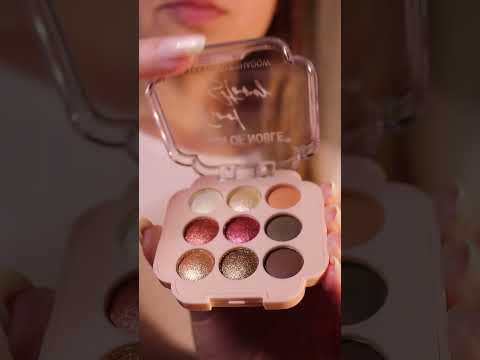 Tingly makeup sounds 💕💄 #asmr #notalking #layeredsounds #makeupasmr #visualtingle  #triggersforsleep
