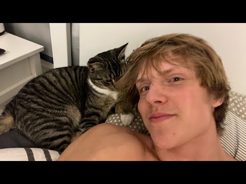 Tapping in My Bed (ft. Micke) - OliverWhispersASMR