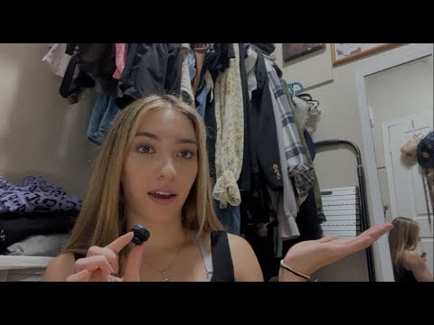 ASMR what's in my closet 👢💗👜 ~ soft spoken
