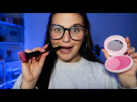 POV ASMR : La folle de la classe te Maquille MAIS TU DIS OUI À TOUT 😍