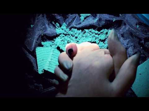 LATEX GLOVES TIGHT❤ stabbing with long nail⁝⁝rubbing⁝⁝sawing⁝⁝Floral Foam [[ASMR]]