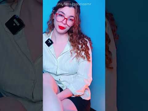 Professora ruivinha quer te dar lição de casa #shorts #asmrshorts