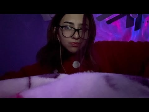 QUE HACES EN MI CAMA DURMIENDO?!| ASMR 