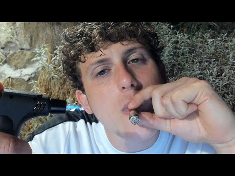 ASMR: Smoking a cigar in Italy 🇮🇹