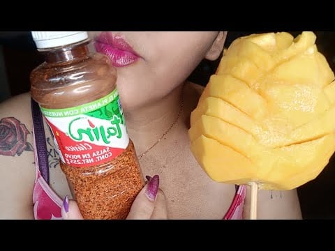 ASMR comiendo mango 🥭 con Tajín 