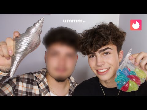 Doing ASMR with my Tinder Date