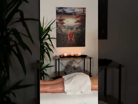 Warm oil, slow hands — a real massage ritual, filmed up close